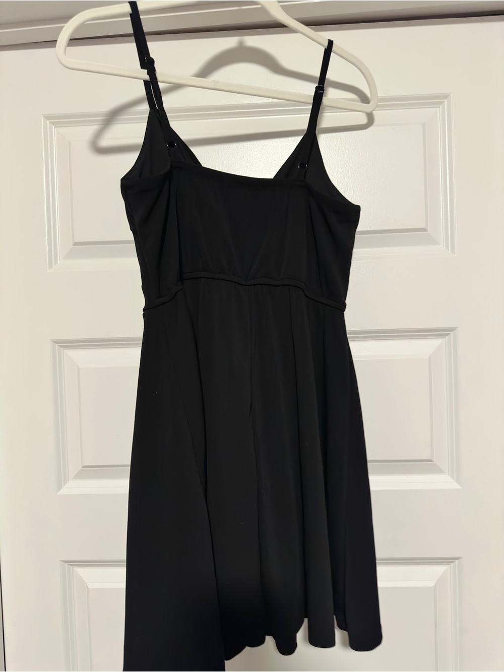 Twist front black mini dress - Picture 3 of 3